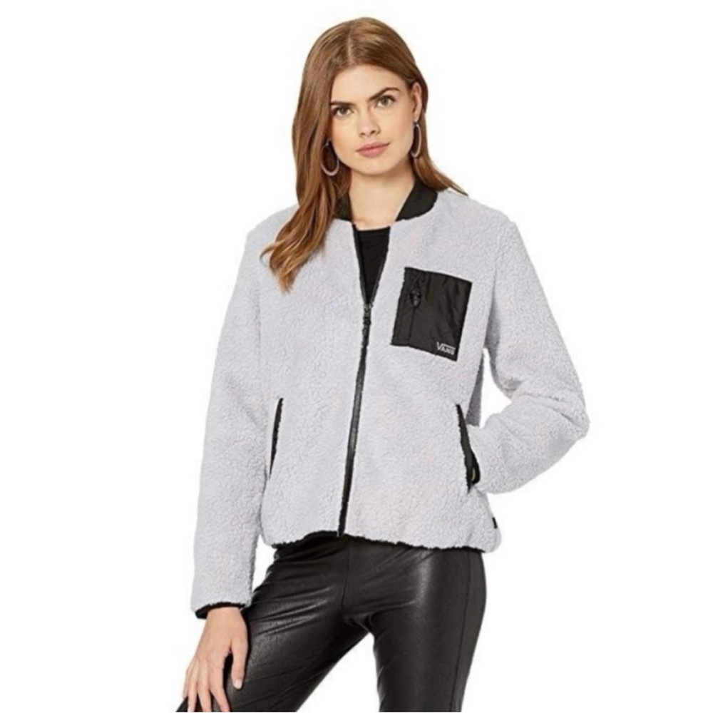 Vans Women’s Sherpa Jacket Light Purple with black details Small